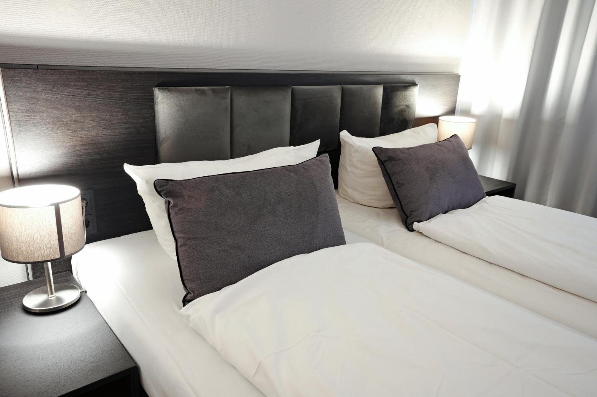 Hotel B99 Offenbach am Main Kültér fotó